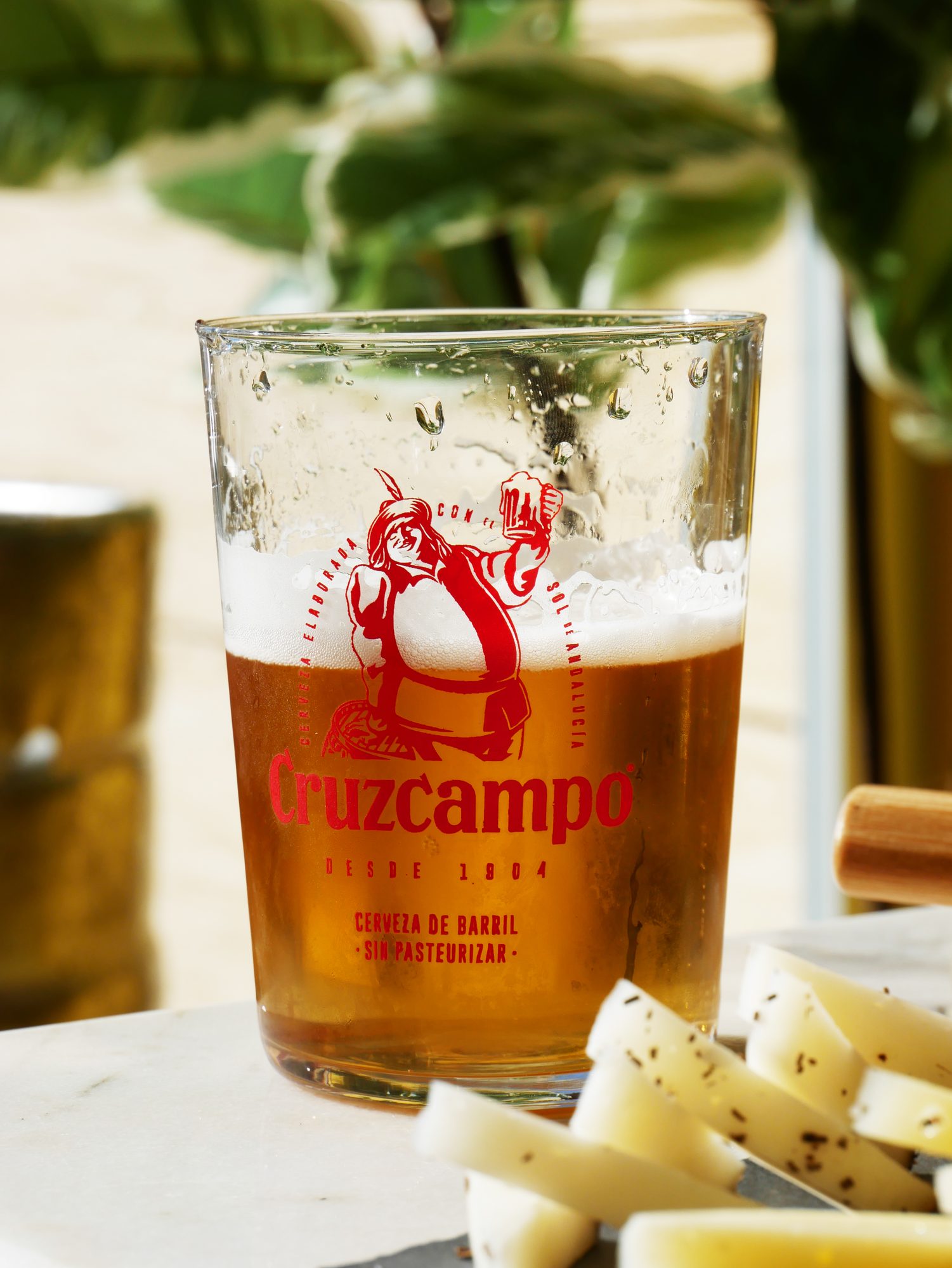 cerveza Cruzcampo la cataora tomares